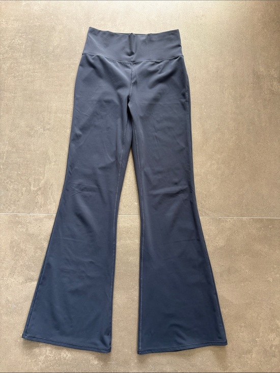 Vuori Pants - Vuori Wide Leg Pants in Navy Blue